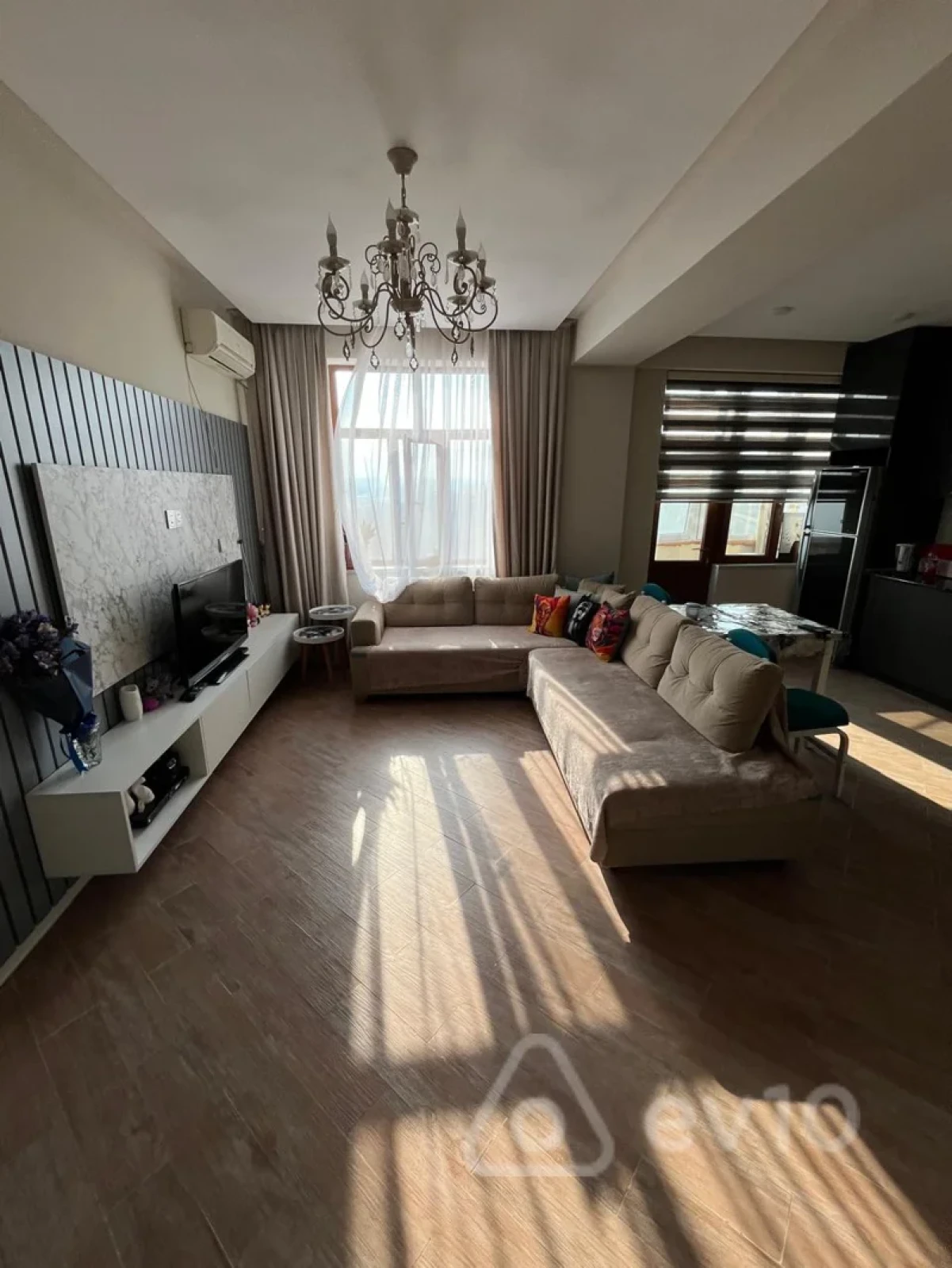 Satılır 3 otaqlı yeni tikili 95 m²