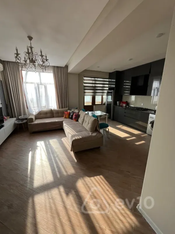 Satılır 3 otaqlı yeni tikili 95 m²