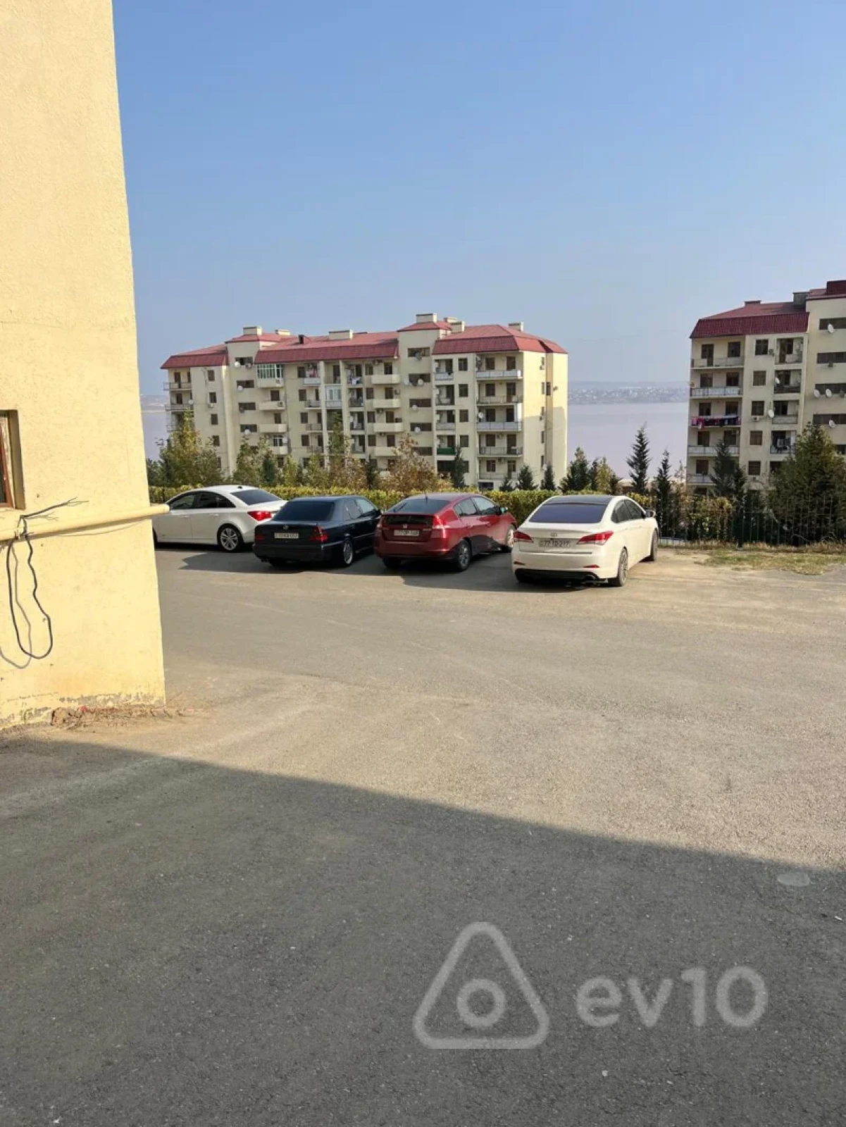 Satılır 3 otaqlı yeni tikili 95 m²