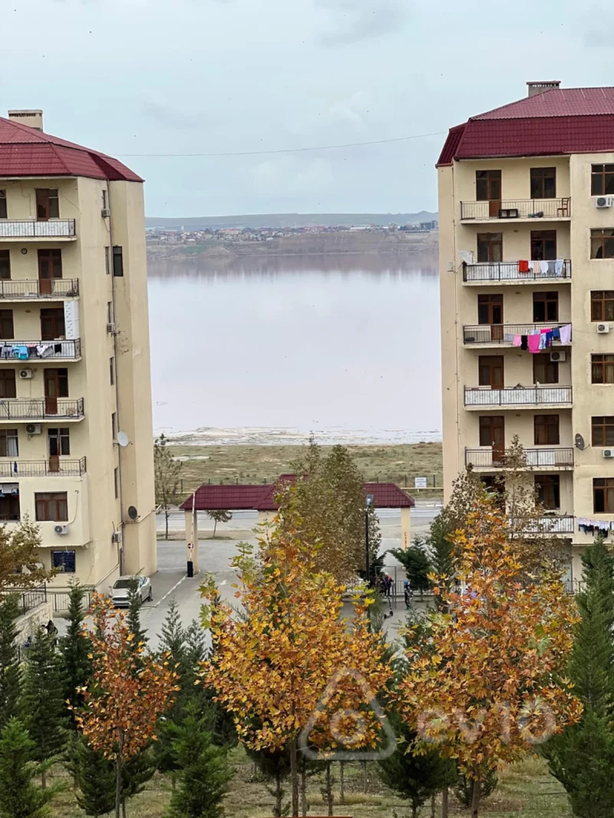 Satılır 3 otaqlı yeni tikili 95 m²