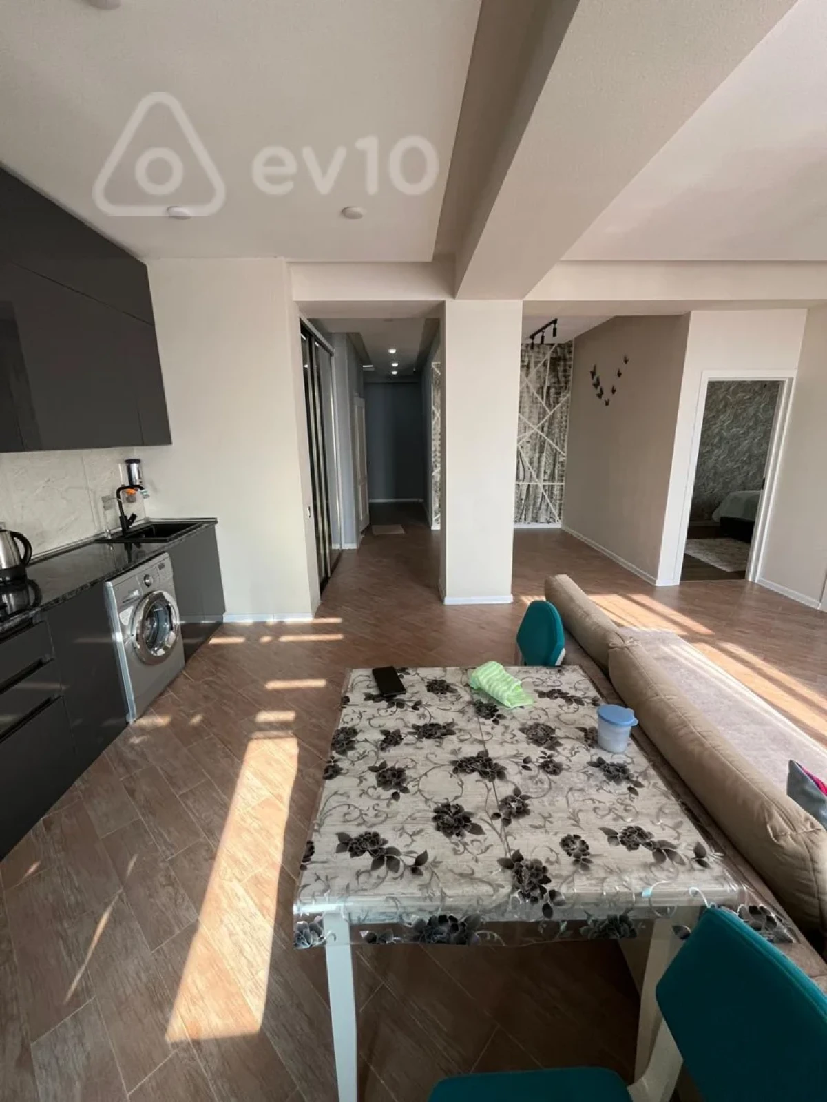 Satılır 3 otaqlı yeni tikili 95 m²