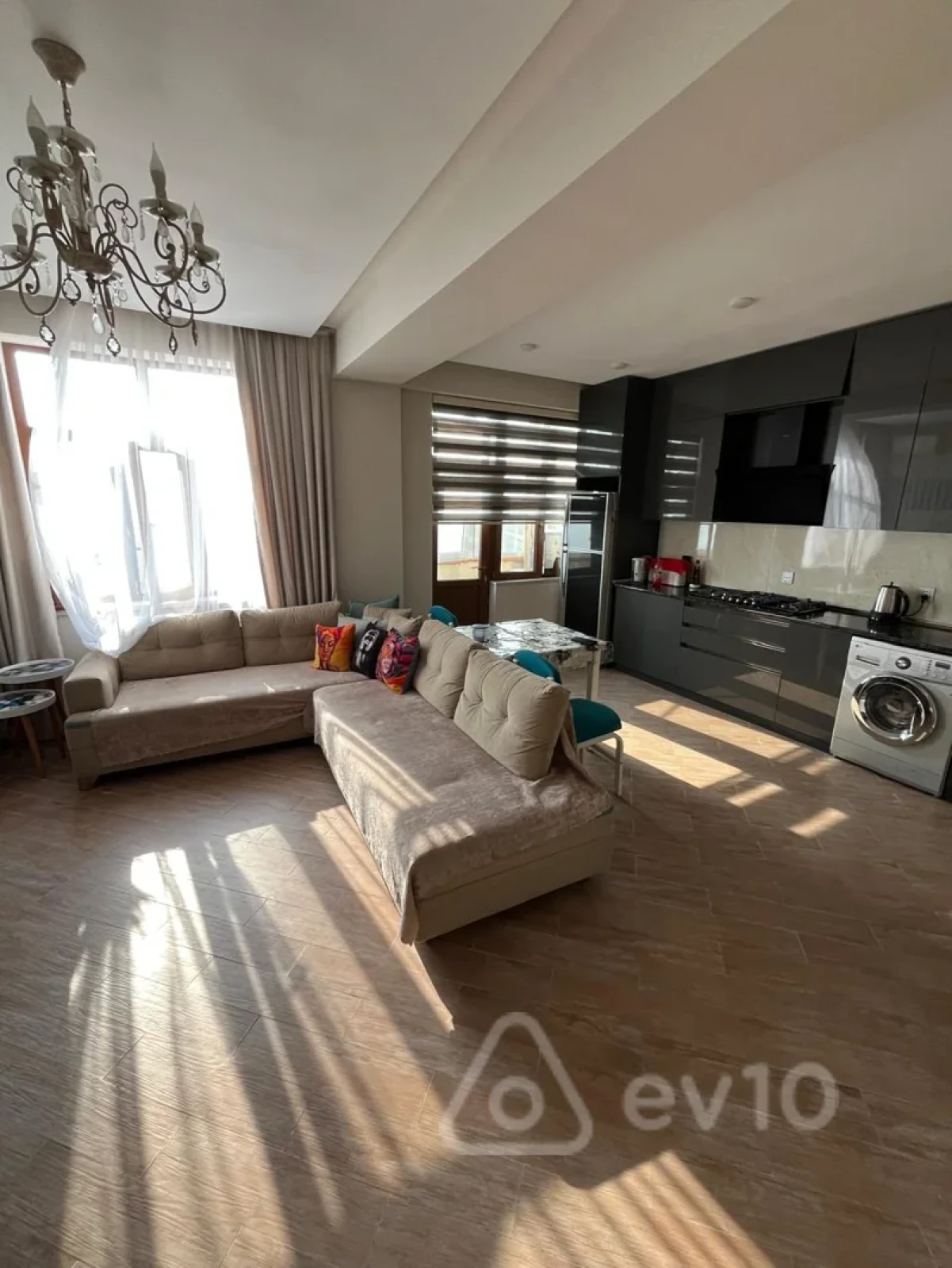 Satılır 3 otaqlı yeni tikili 95 m²