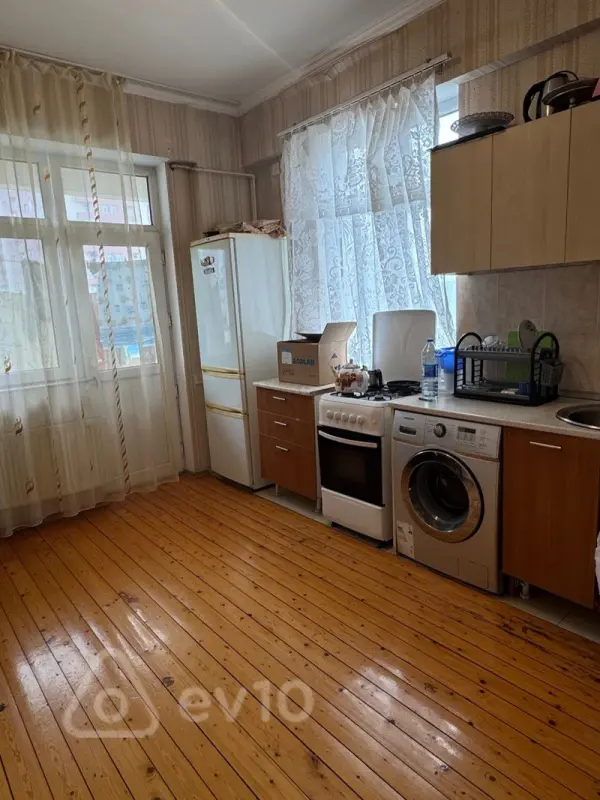 Kirayə verilir 3 otaqlı yeni tikili 90 m²