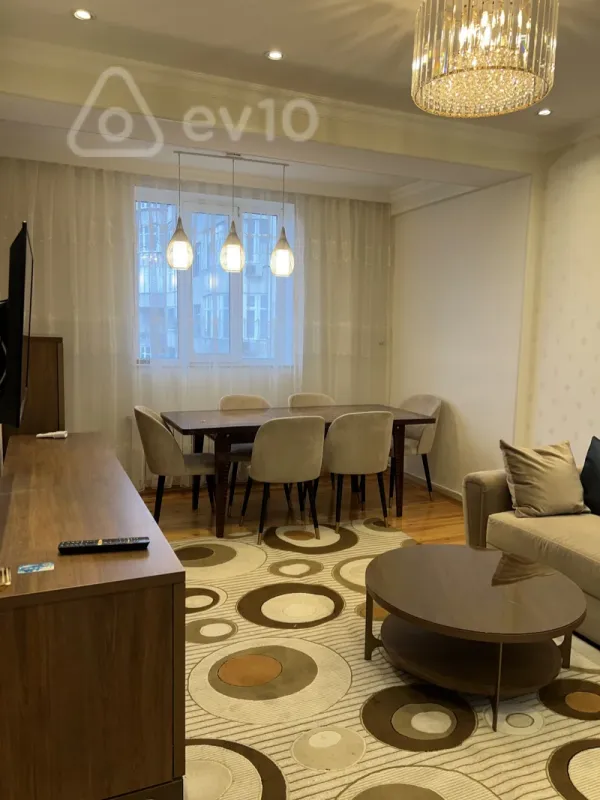 Kirayə verilir 3 otaqlı yeni tikili 66 m²