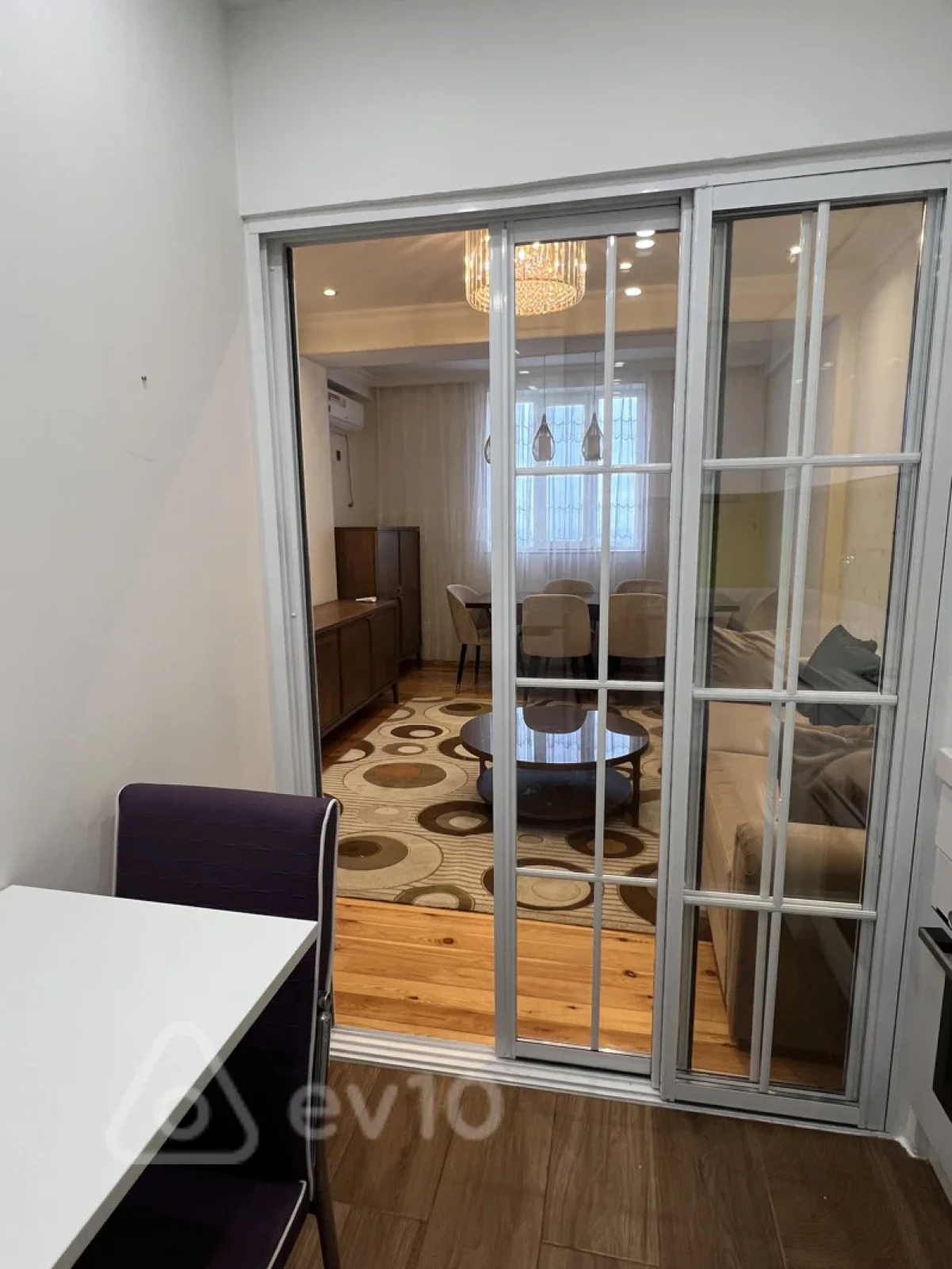 Kirayə verilir 3 otaqlı yeni tikili 66 m²