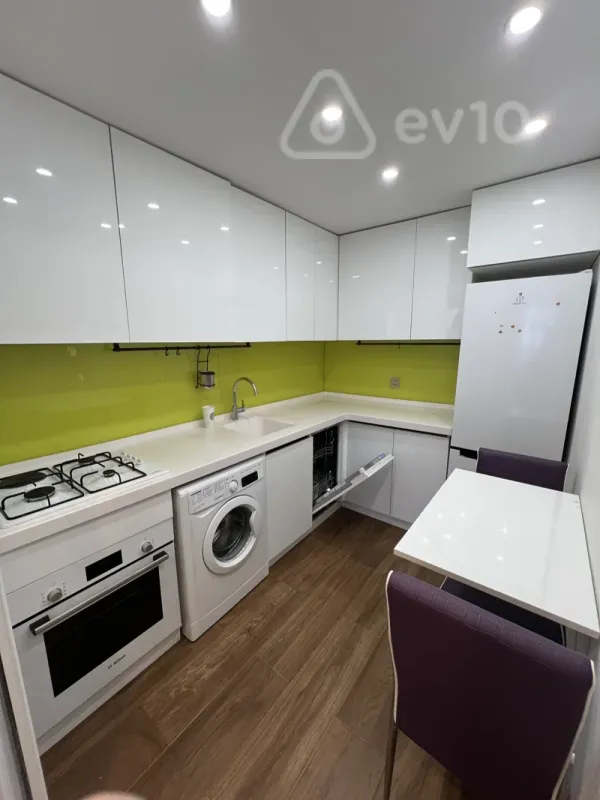 Kirayə verilir 3 otaqlı yeni tikili 66 m²