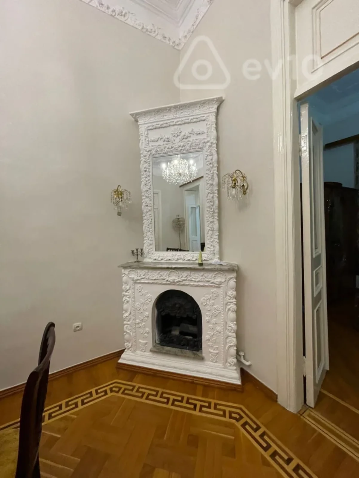 Satılır 3 otaqlı köhnə tikili 98 m²