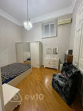 Satılır 3 otaqlı köhnə tikili 98 m² — Bakı, Yasamal 3 otaq 98.00 m²