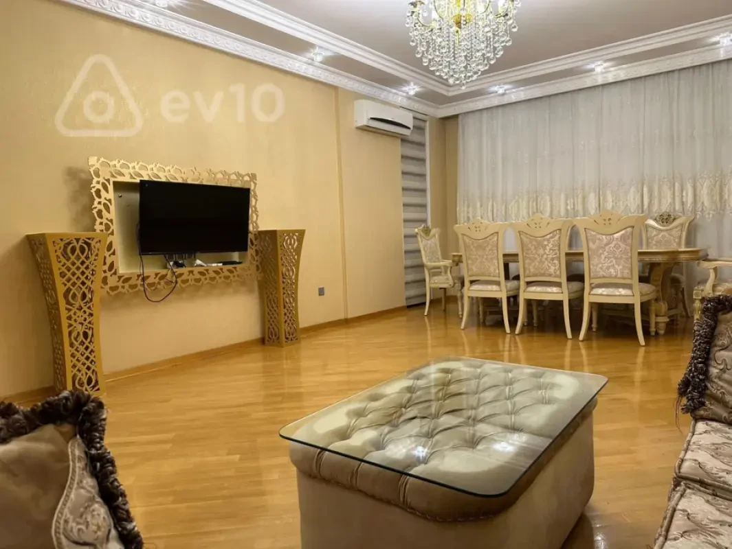 Kirayə verilir 2 otaqlı yeni tikili 110 m²