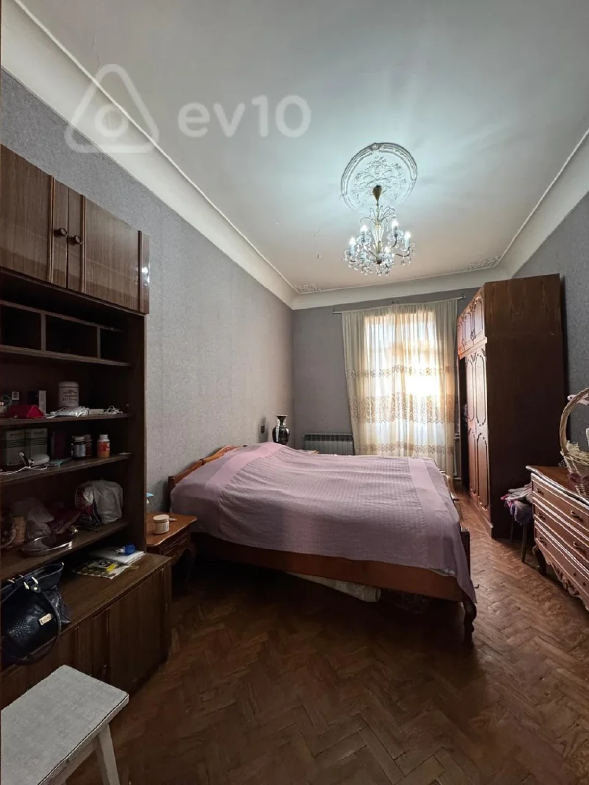 Satılır 3 otaqlı köhnə tikili 90 m²