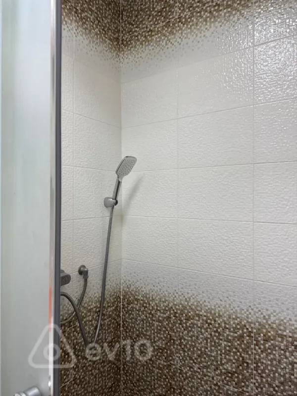 Satılır 3 otaqlı köhnə tikili 90 m²