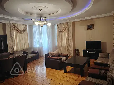 Kirayə verilir 3 otaqlı yeni tikili 132 m² — Bakı, Nərimanov 3 otaq 132.00 m²