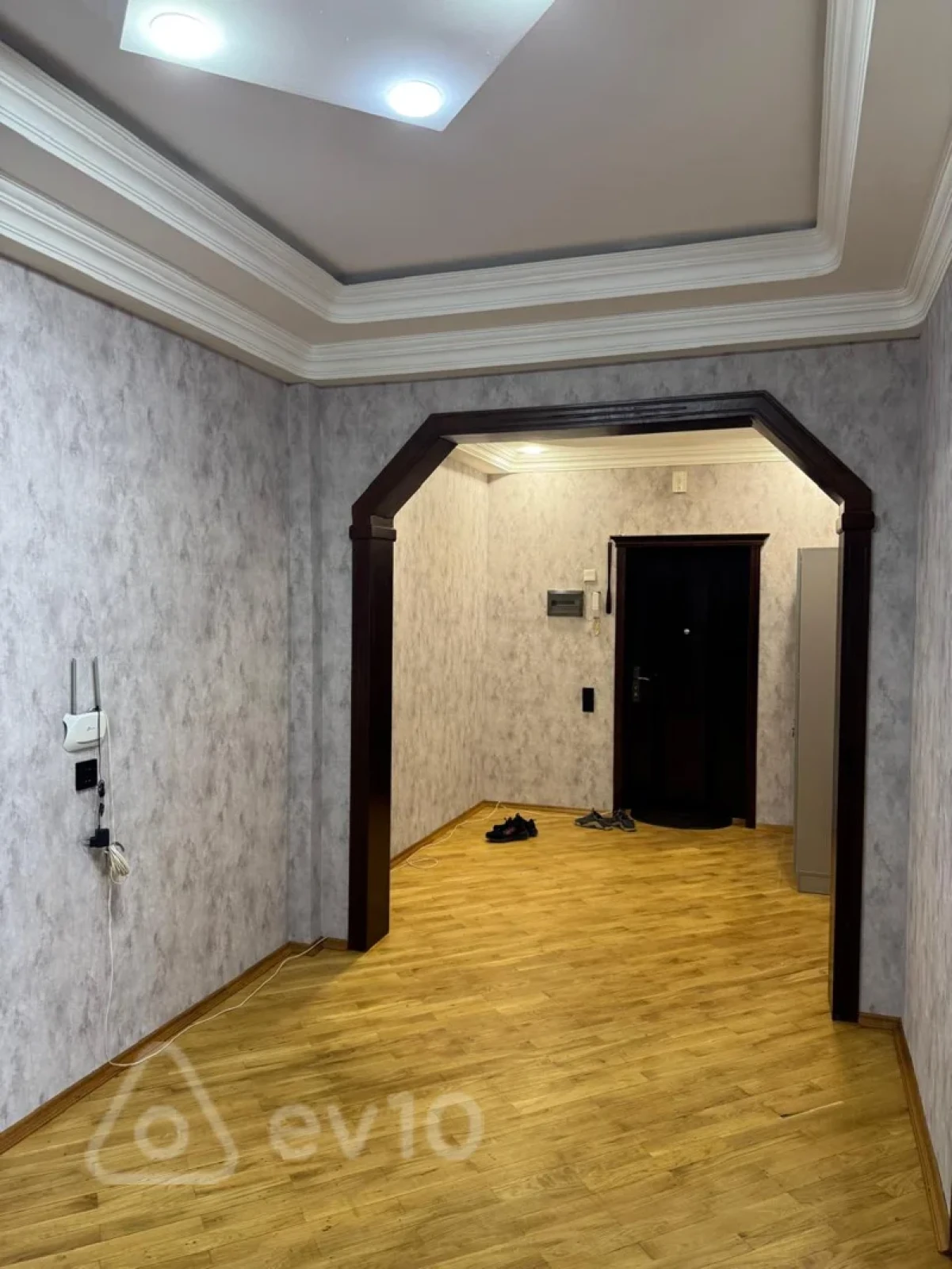 Kirayə verilir 3 otaqlı yeni tikili 145 m²