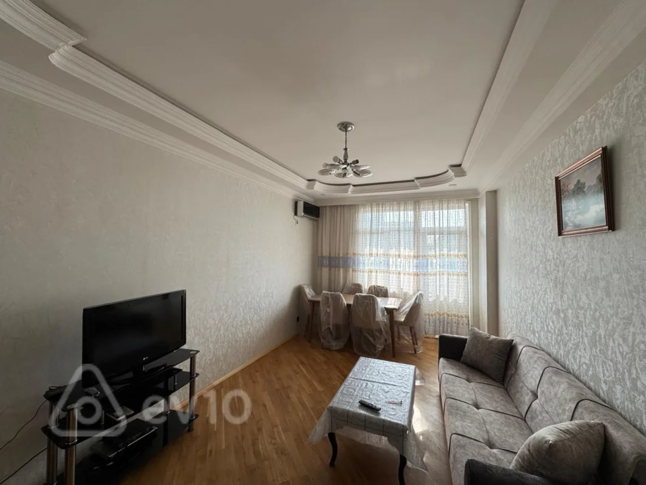 Kirayə verilir 3 otaqlı yeni tikili 145 m²