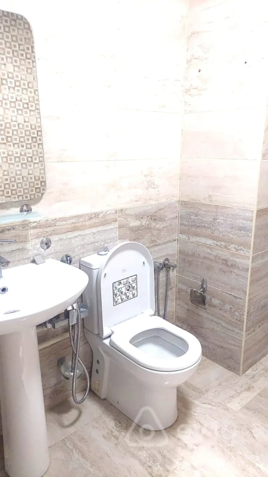 Kirayə verilir 2 otaqlı yeni tikili 80 m²