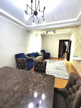Kirayə verilir 2 otaqlı yeni tikili 80 m²