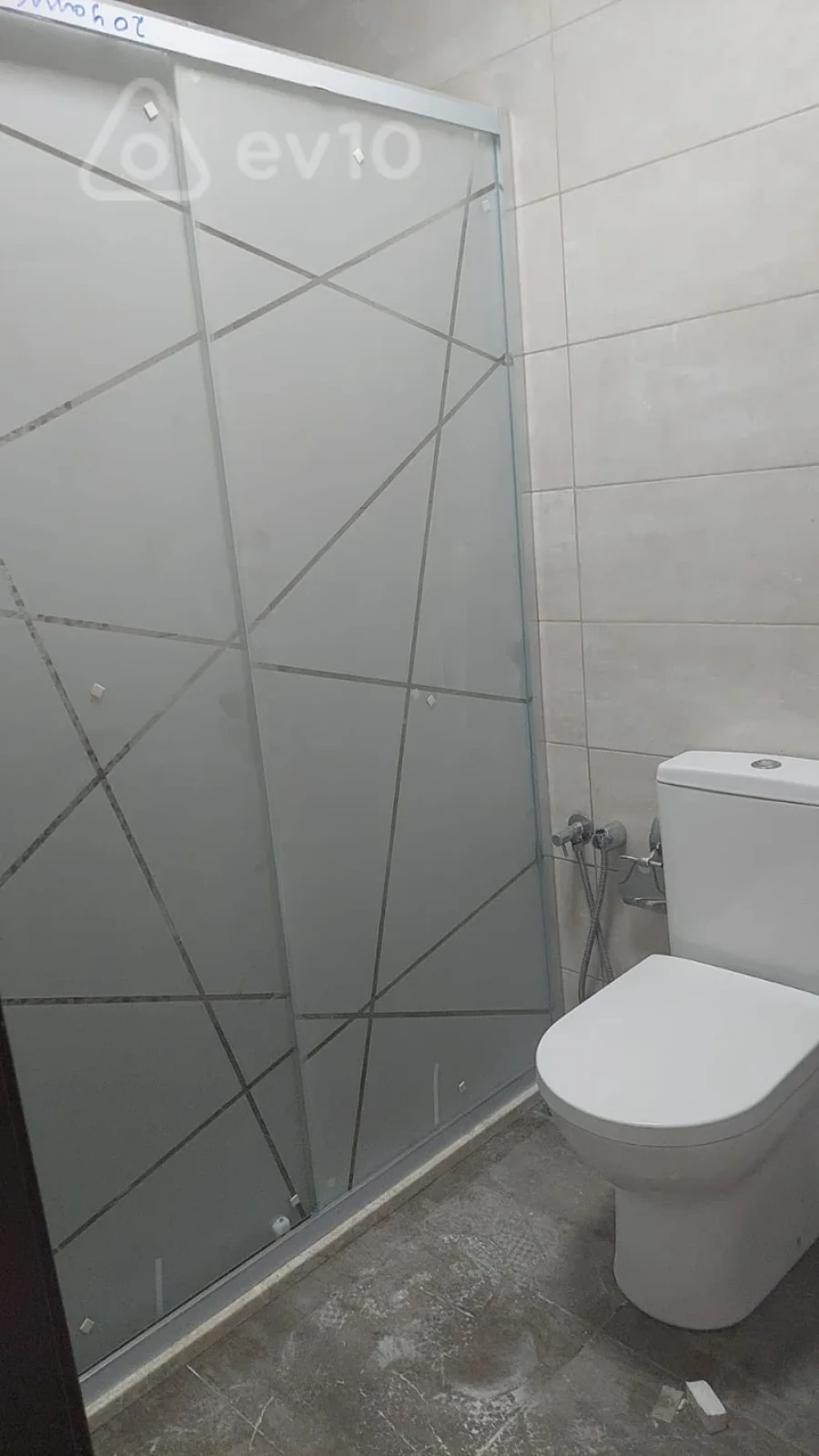Kirayə verilir 2 otaqlı yeni tikili 80 m²