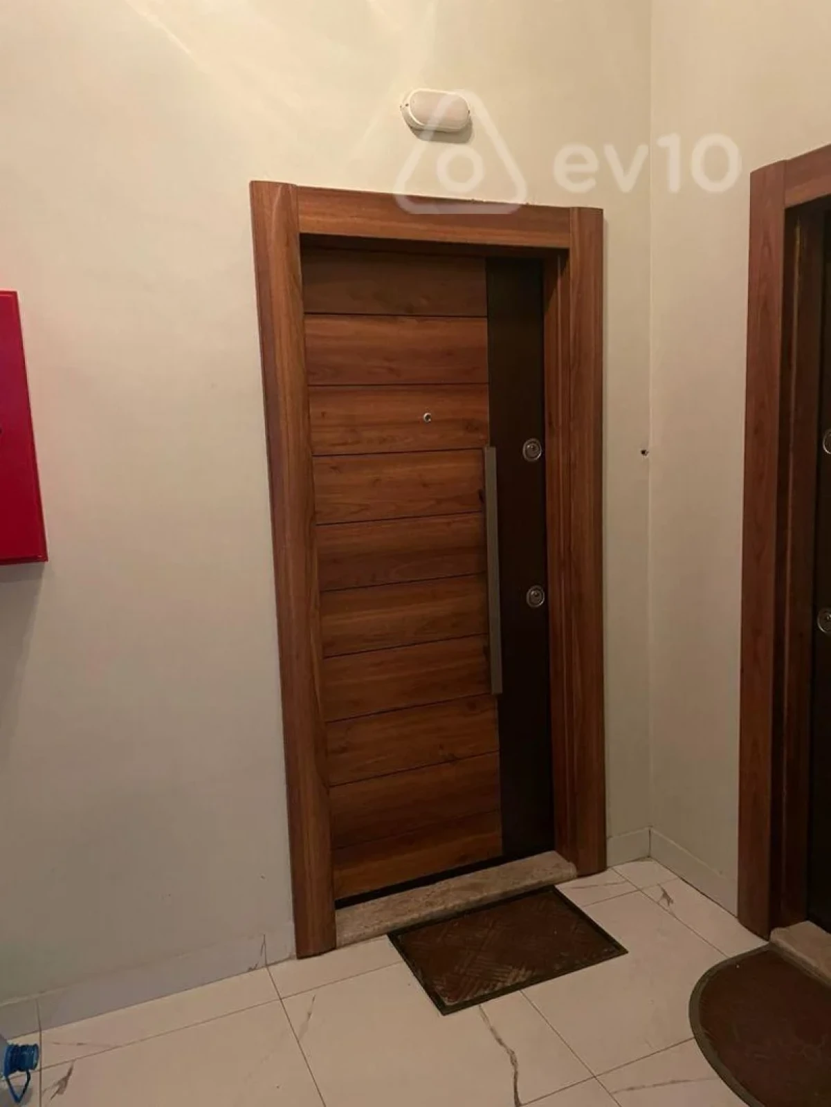Kirayə verilir 2 otaqlı yeni tikili 60 m²