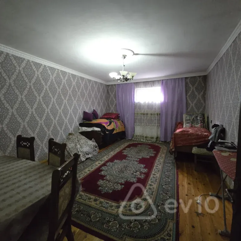 Satılır 4 otaqlı həyət evi 220 m²