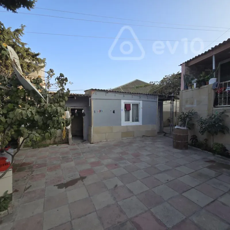 Satılır 4 otaqlı həyət evi 220 m²