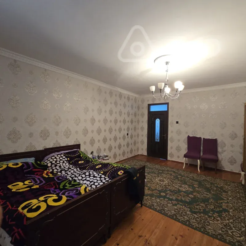 Satılır 4 otaqlı həyət evi 220 m²