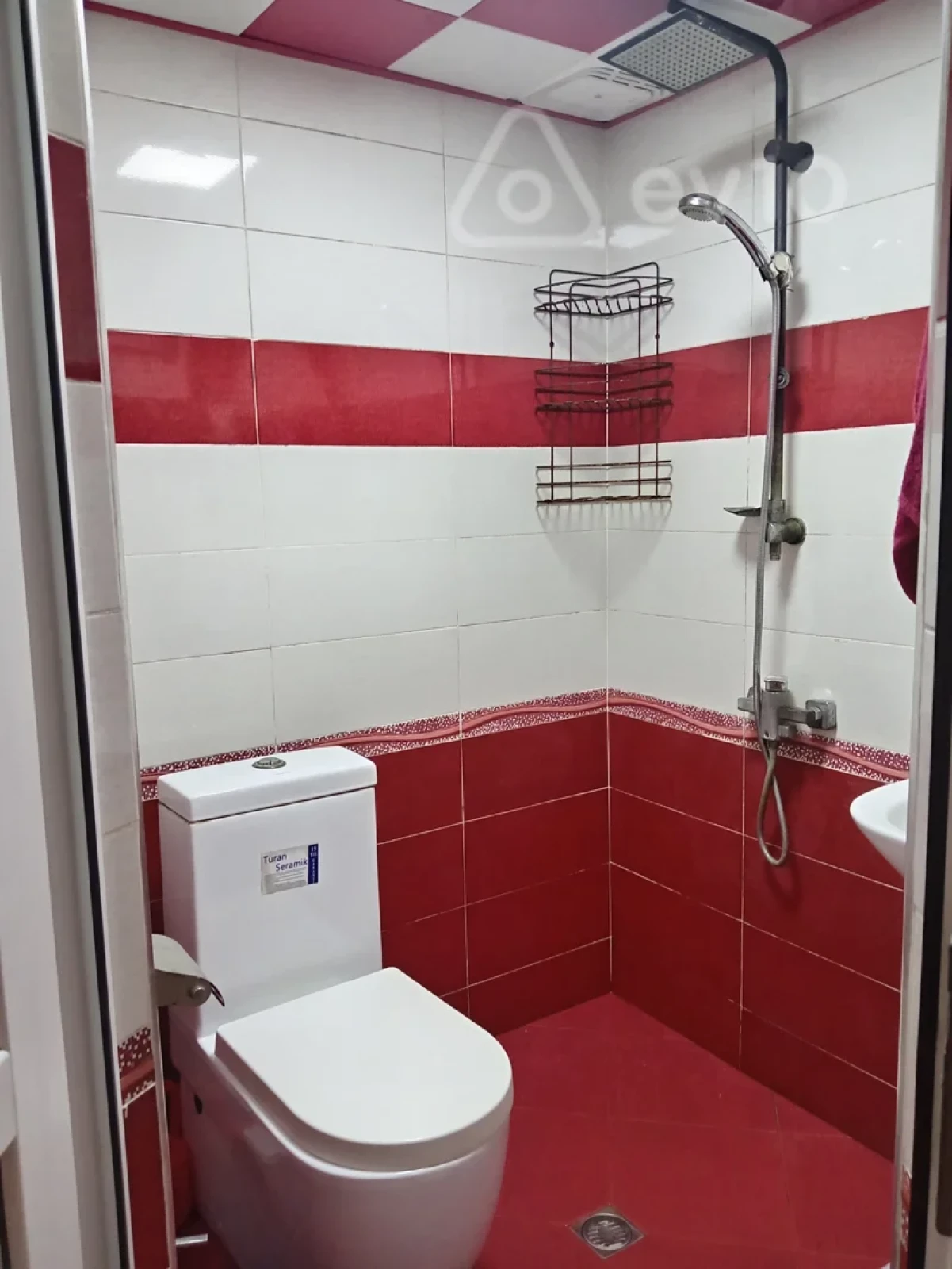 Satılır 2 otaqlı yeni tikili 57 m²