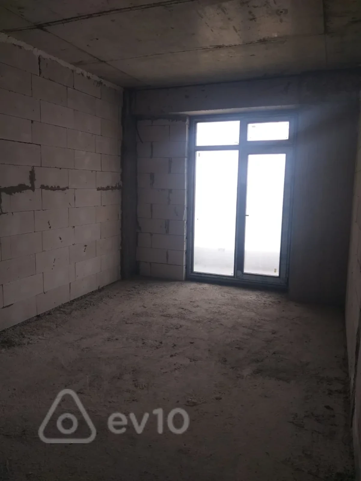 Satılır 3 otaqlı yeni tikili 132 m²