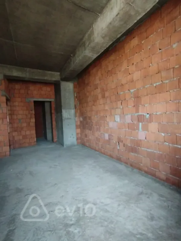 Satılır 3 otaqlı yeni tikili 140 m²