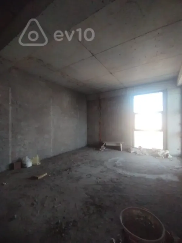 Satılır 3 otaqlı yeni tikili 140 m²