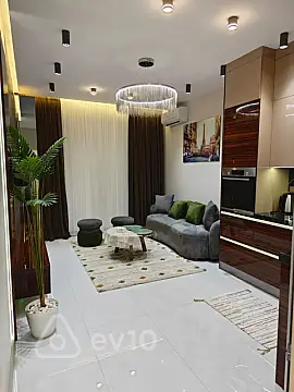 Satılır 2 otaqlı yeni tikili 68 m²