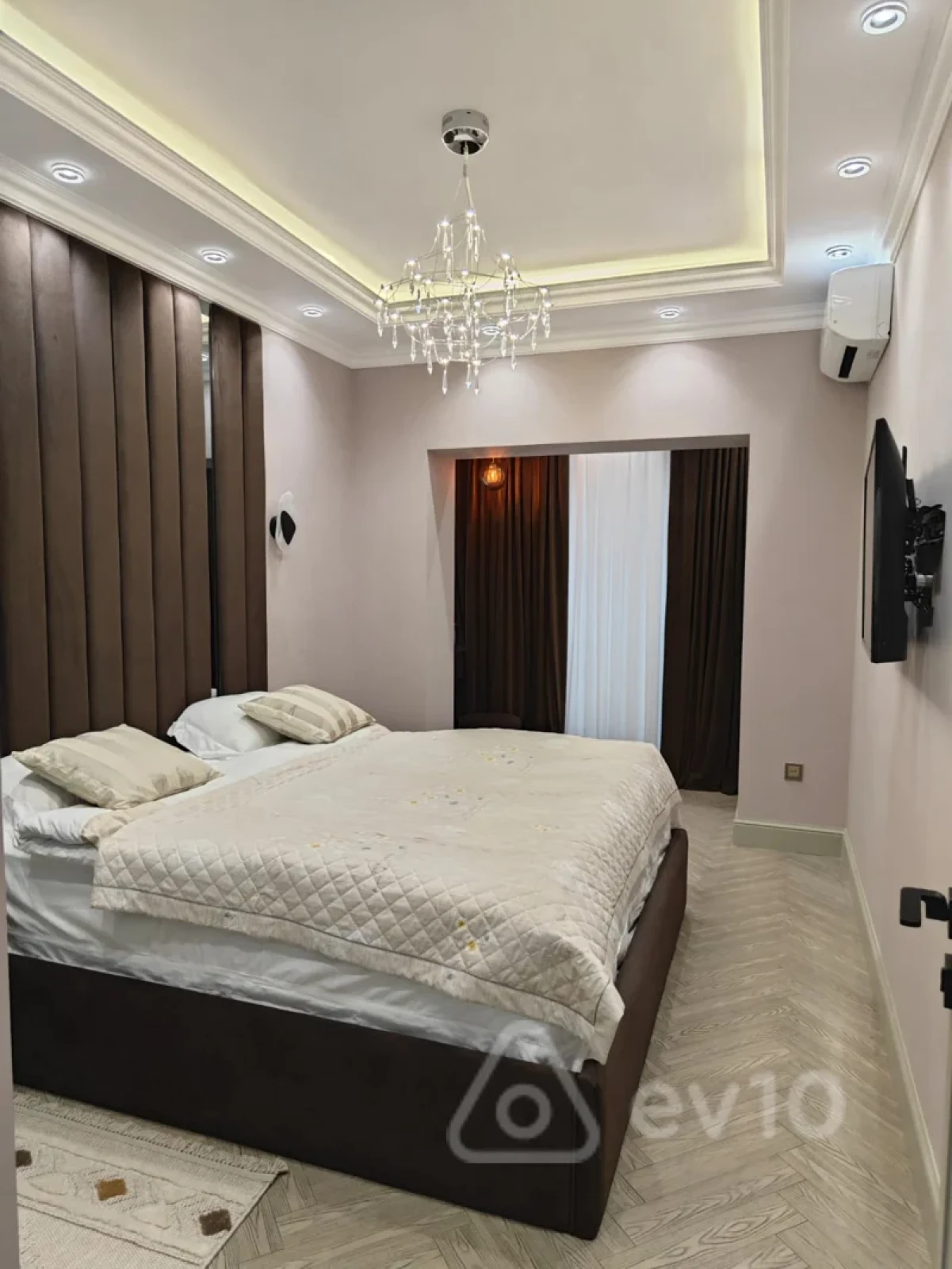Satılır 2 otaqlı yeni tikili 68 m²