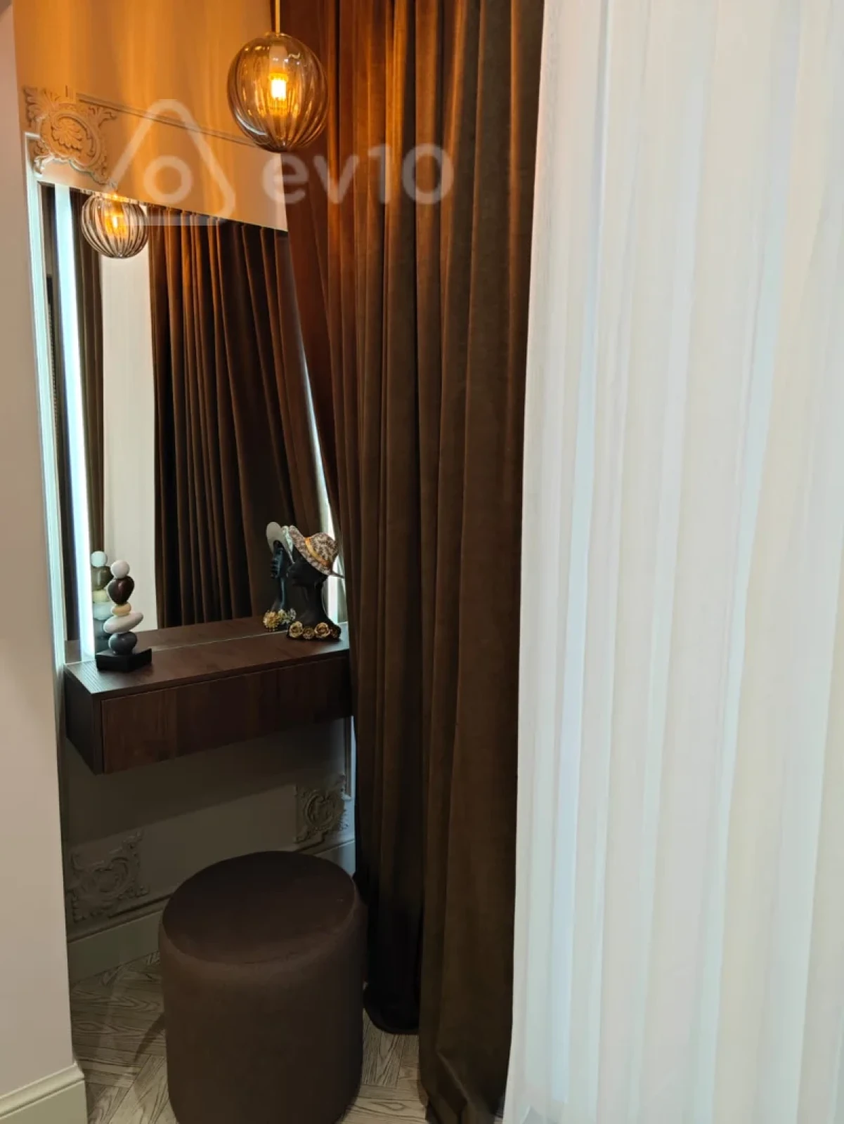 Satılır 2 otaqlı yeni tikili 68 m²