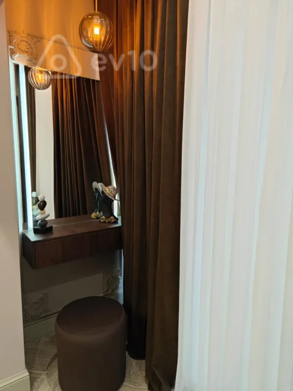 Satılır 2 otaqlı yeni tikili 68 m²