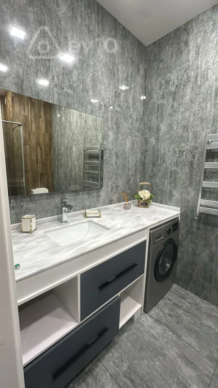 Satılır 2 otaqlı yeni tikili 107 m²