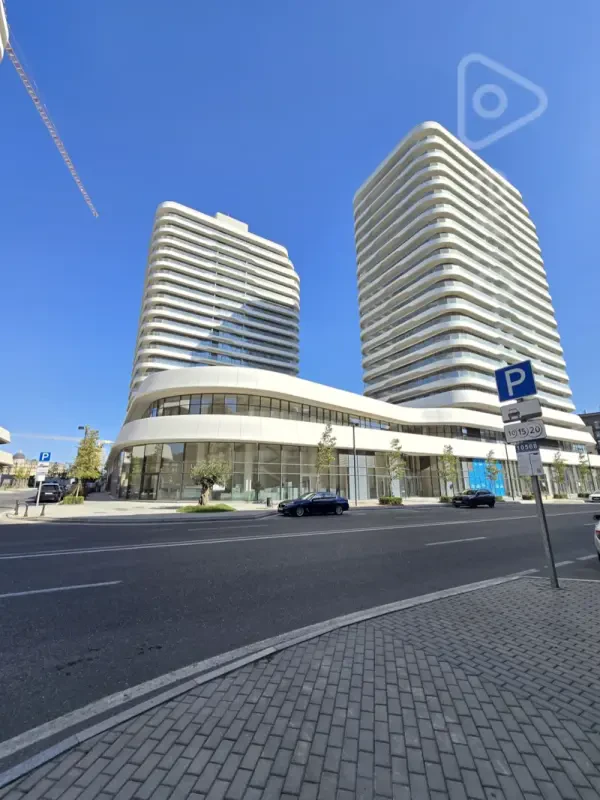 Satılır 6 otaqlı yeni tikili 392 m²