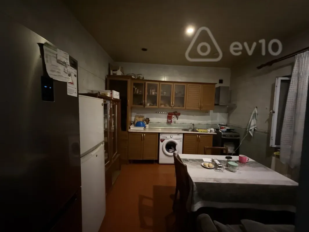 Kirayə verilir 3 otaqlı köhnə tikili 43 m²