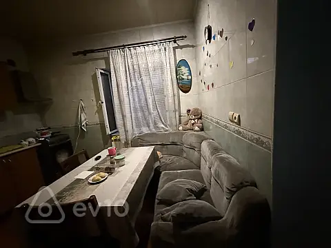 Kirayə verilir 3 otaqlı köhnə tikili 43 m²