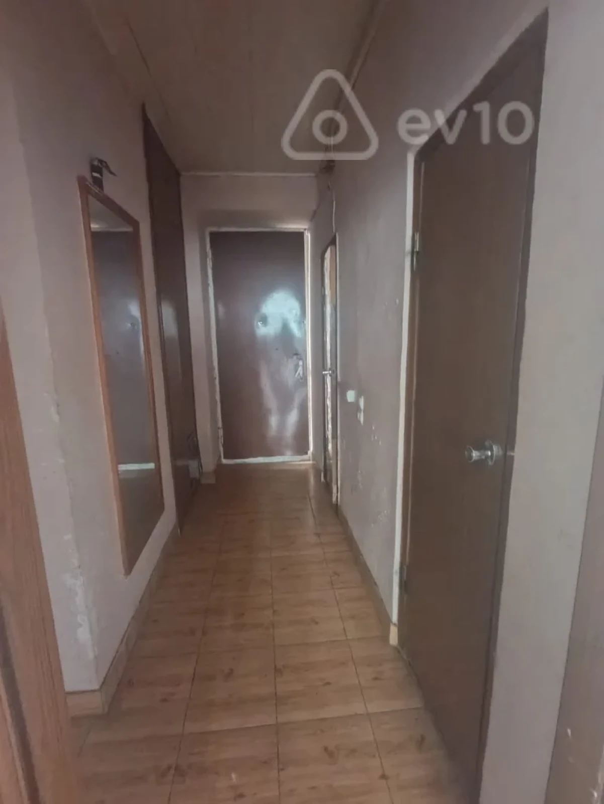 Satılır 3 otaqlı köhnə tikili 85 m²