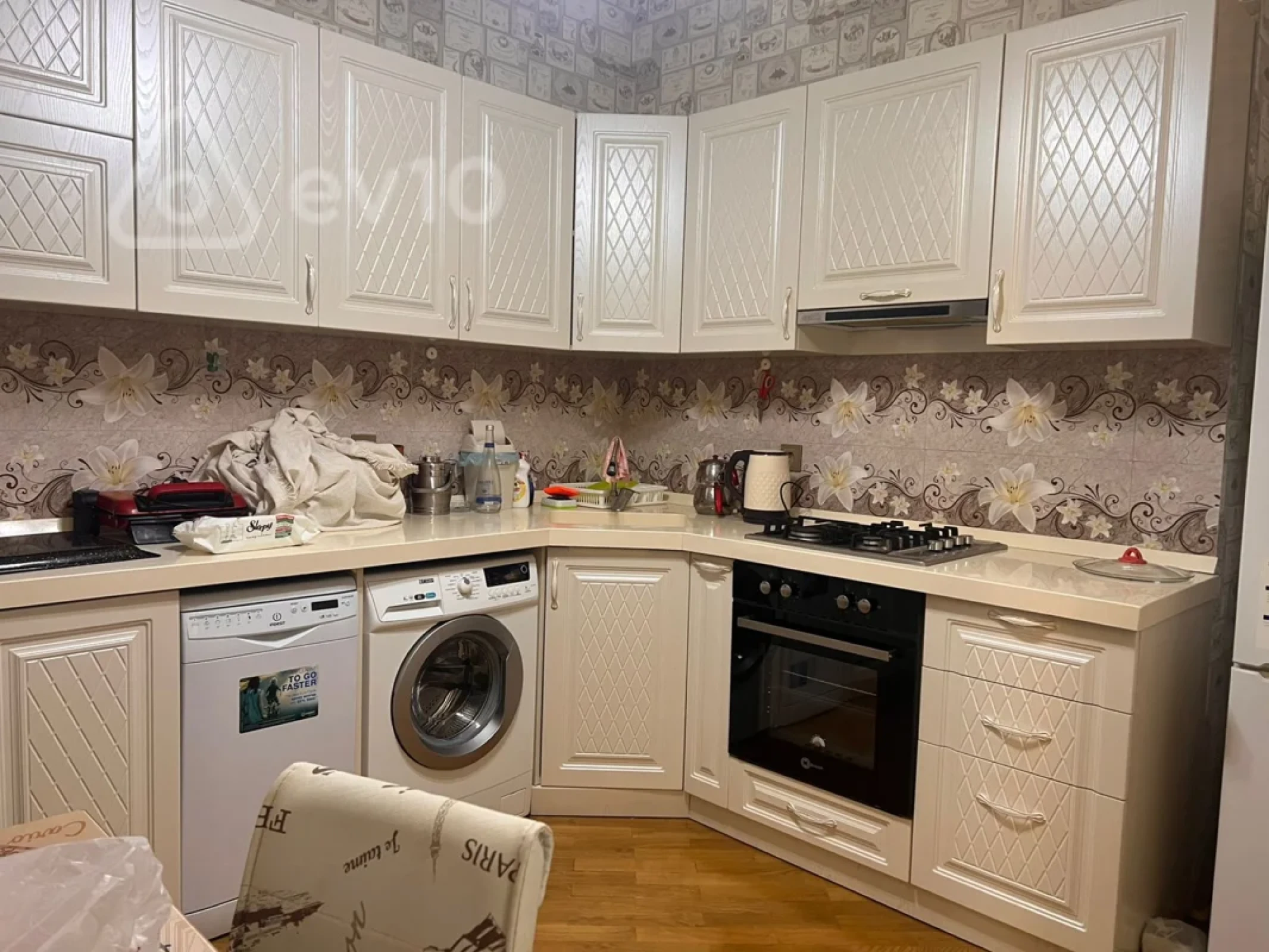 Kirayə verilir 2 otaqlı yeni tikili 80 m²