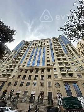 Satılır 4 otaqlı yeni tikili 241.9 m² — Bakı, Nəsimi 4 otaq 241.90 m²