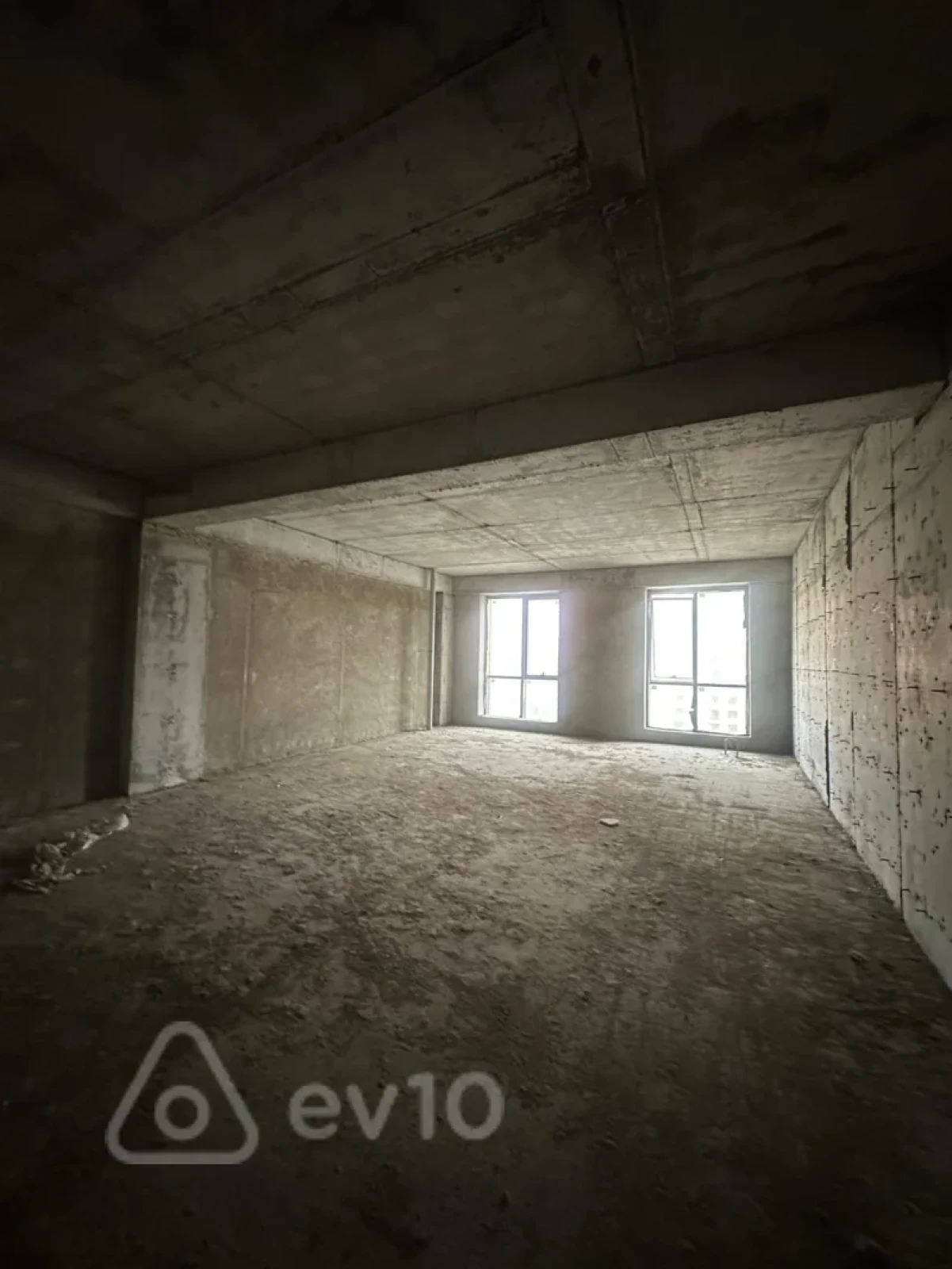 Satılır 4 otaqlı yeni tikili 241.9 m²