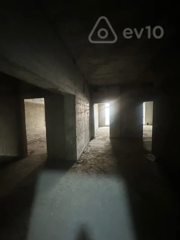 Satılır 4 otaqlı yeni tikili 241.9 m²