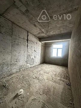 Satılır 4 otaqlı yeni tikili 241.9 m²