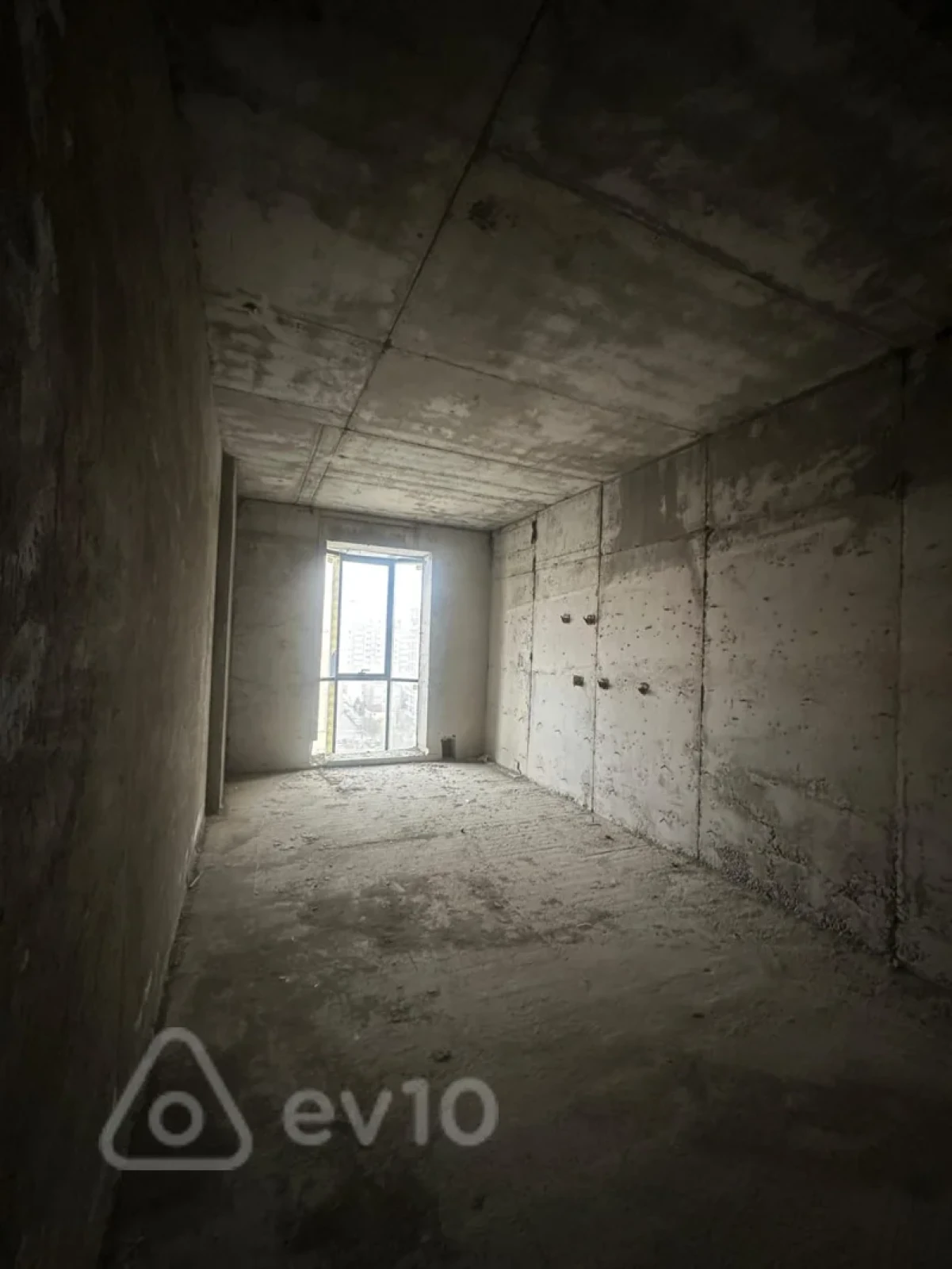 Satılır 4 otaqlı yeni tikili 241.9 m²