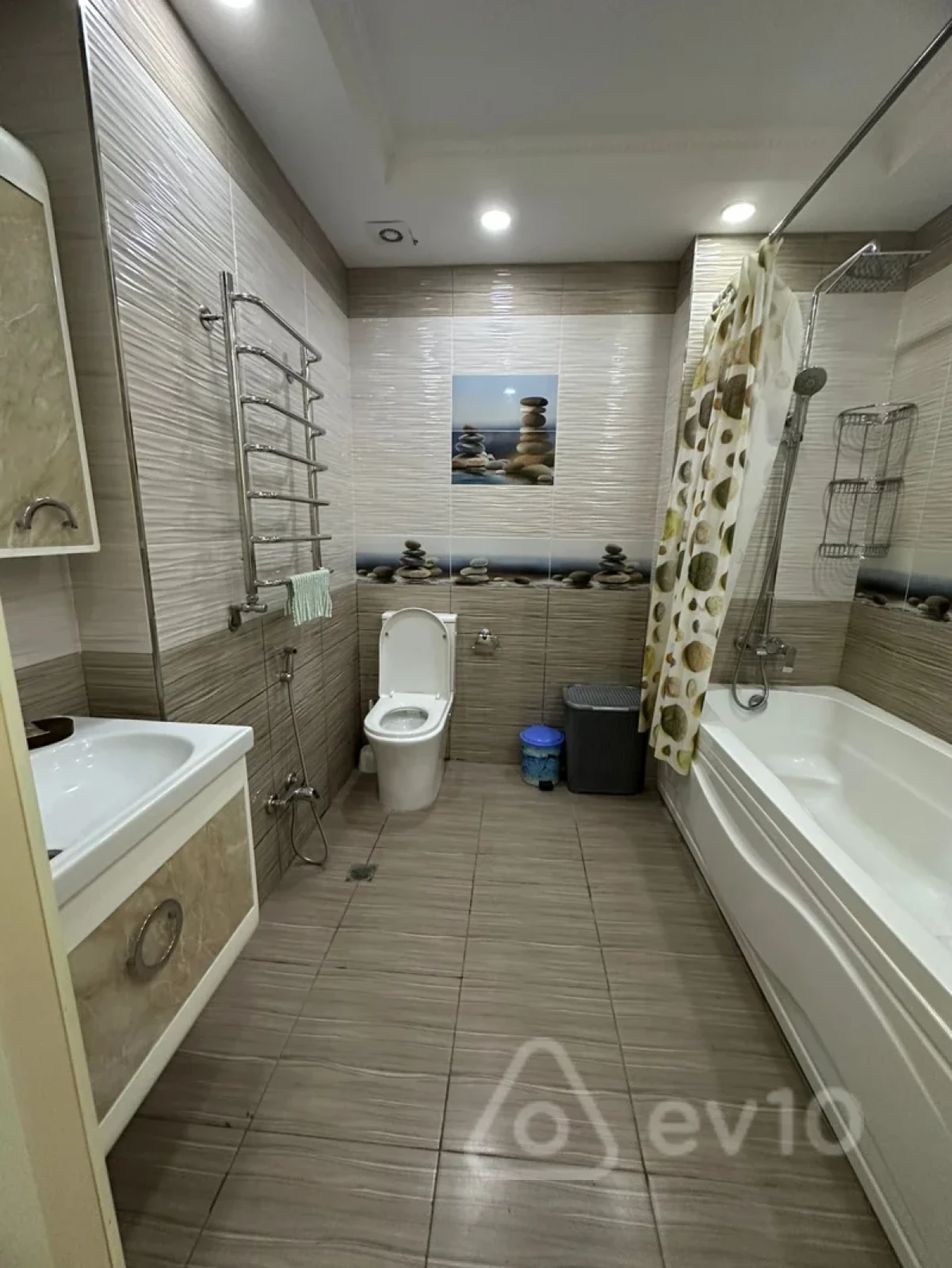 Kirayə verilir 2 otaqlı yeni tikili 100 m²