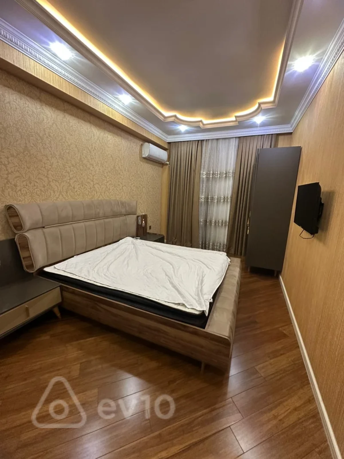 Kirayə verilir 2 otaqlı yeni tikili 100 m²