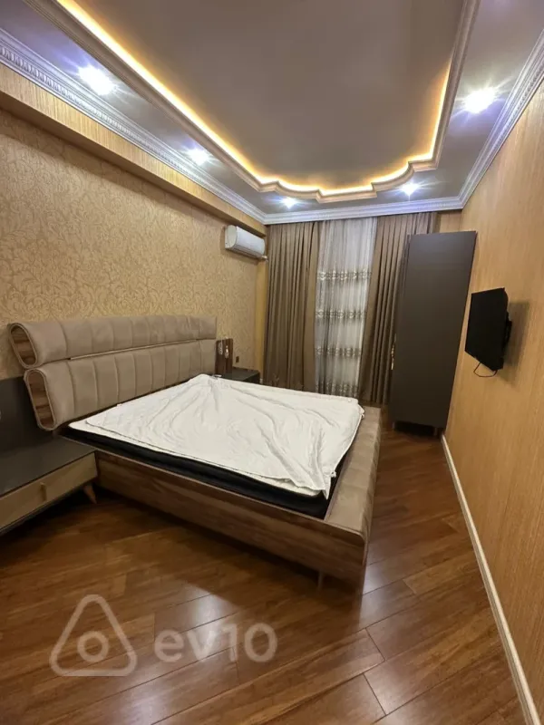 Kirayə verilir 2 otaqlı yeni tikili 100 m²