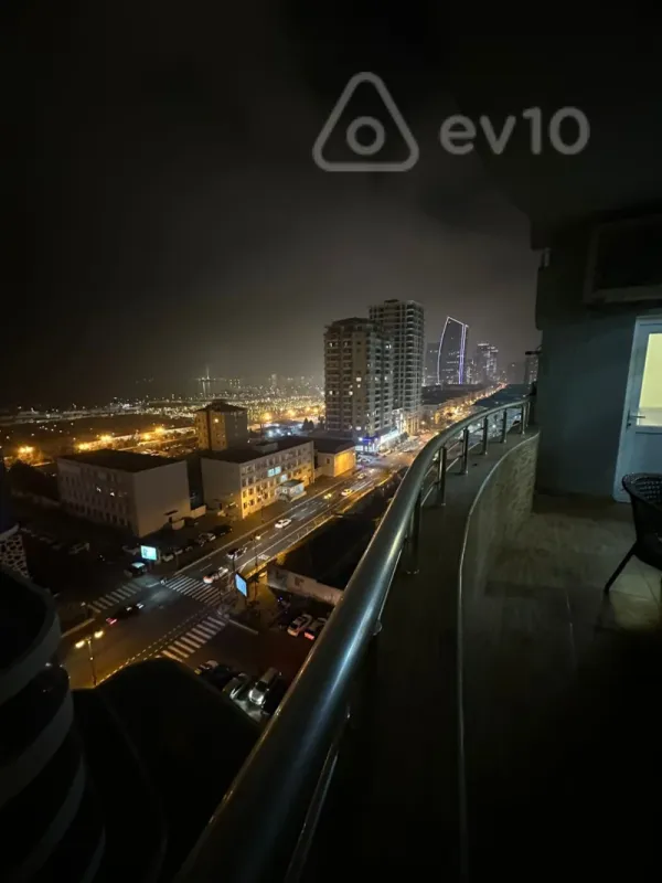 Kirayə verilir 2 otaqlı yeni tikili 100 m²