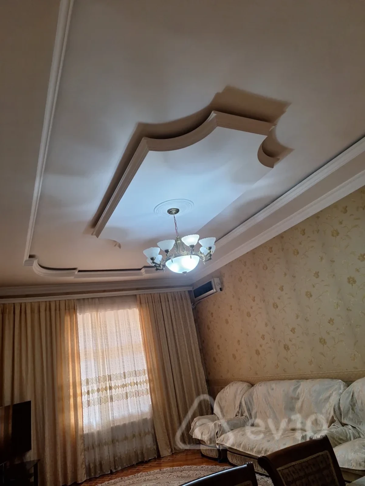 Satılır 6 otaqlı həyət evi 190 m²