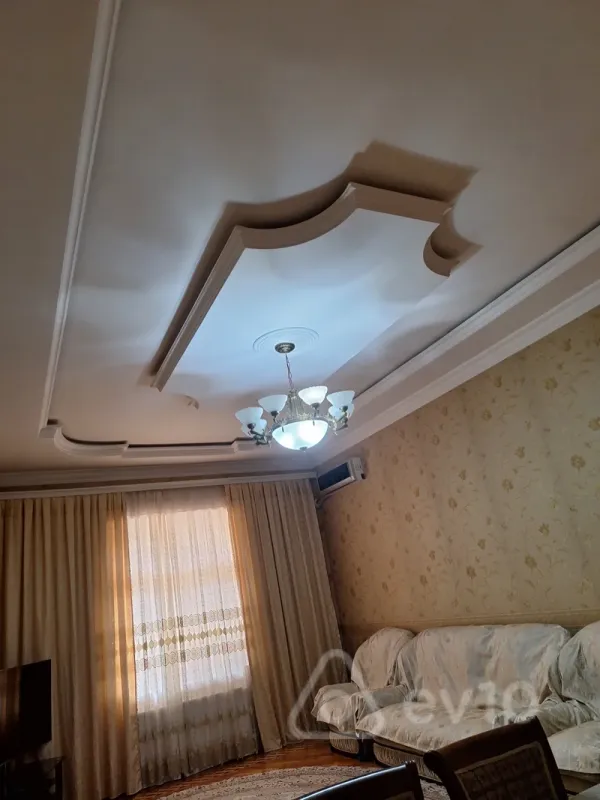 Satılır 6 otaqlı həyət evi 190 m²